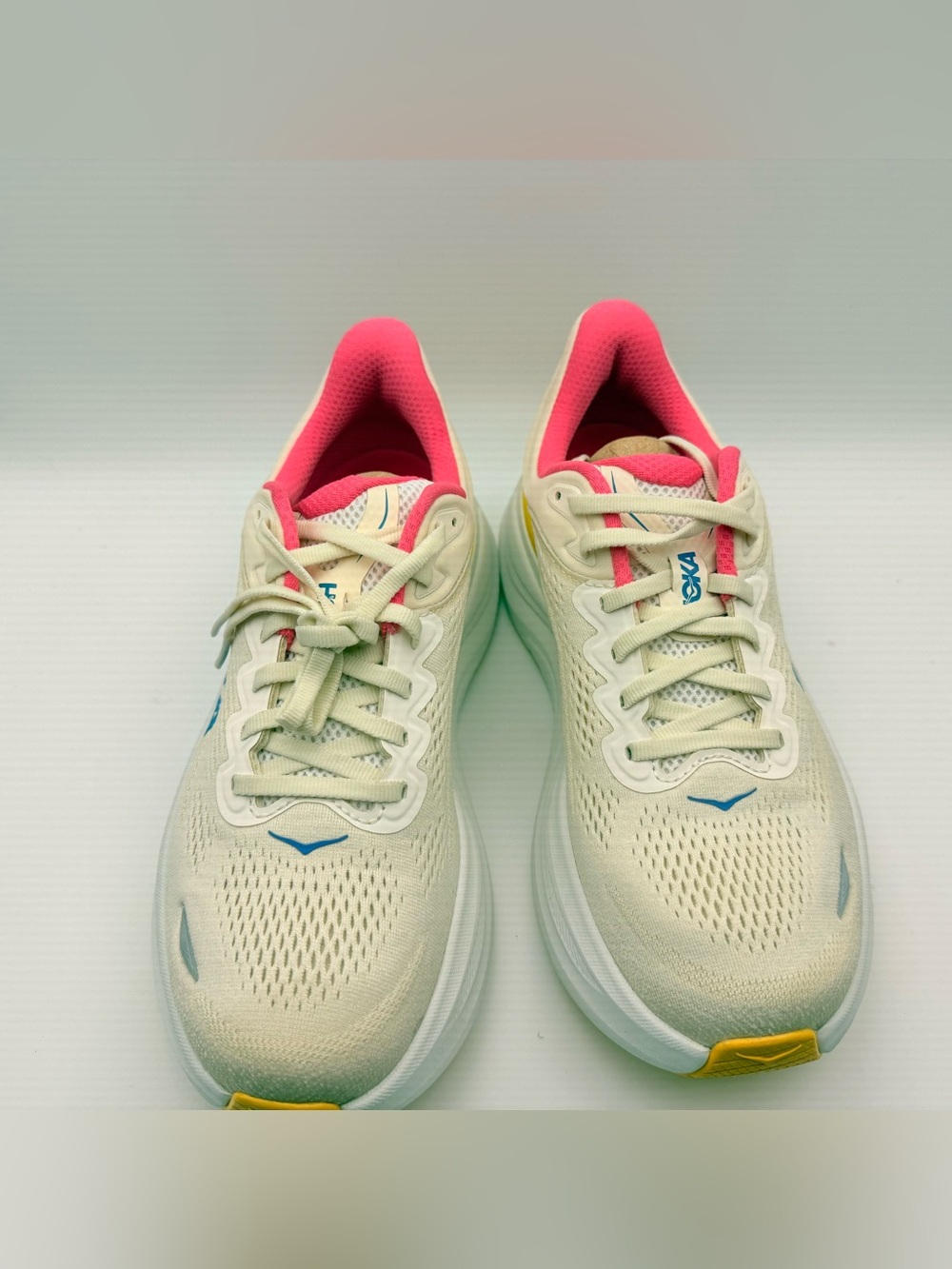HOKA Bondi 9 Women’s Size 8.5 Running Shoes Cream Pink Yellow Worn Once with Box - Picture 5 of 10